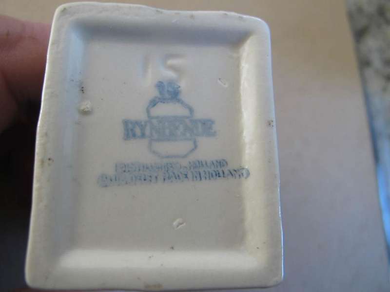 KLM - Reynebende KLM House Number 15 - Sealed with Jenever inside